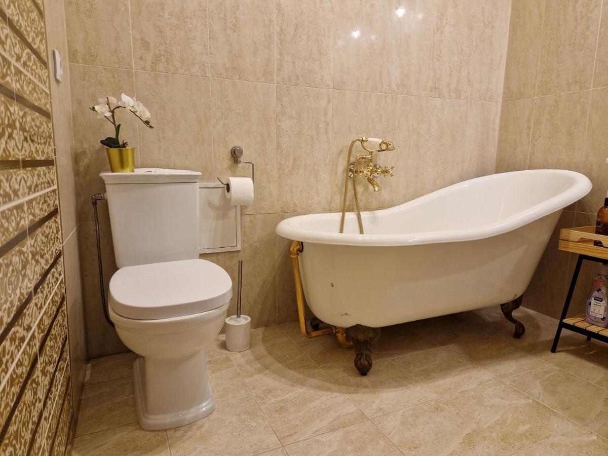 Lovely Apartment In Tallinn Old Town Kültér fotó