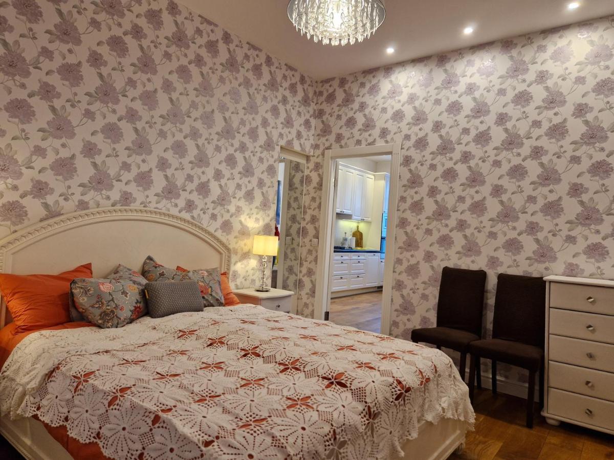 Lovely Apartment In Tallinn Old Town Kültér fotó