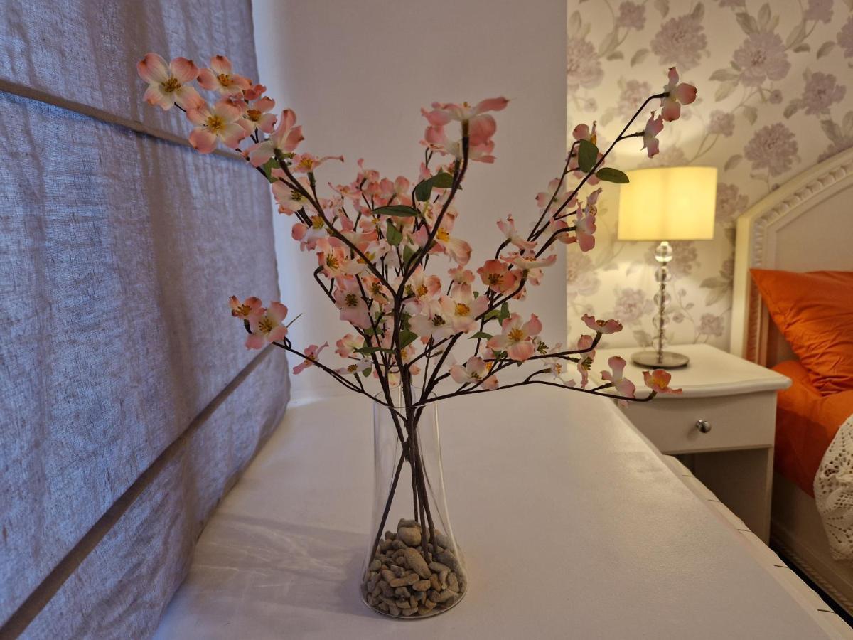 Lovely Apartment In Tallinn Old Town Kültér fotó